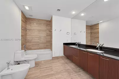 16001 Collins #1005, Sunny Isles Beach, FL 33160 - Photo 24