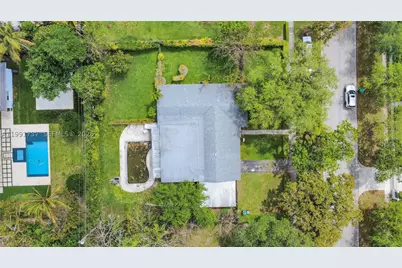 8285 SW 104th, Miami, FL 33156 - Photo 12