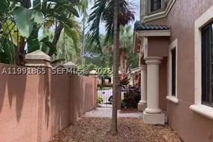 2800 Kinsington, Weston, FL 33332 - Photo 4