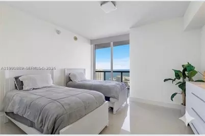465 Brickell #3905, Miami, FL 33131 - Photo 12