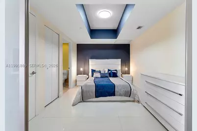 465 Brickell #3905, Miami, FL 33131 - Photo 10