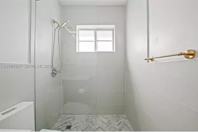 7315 Byron #10, Miami Beach, FL 33141 - Photo 16
