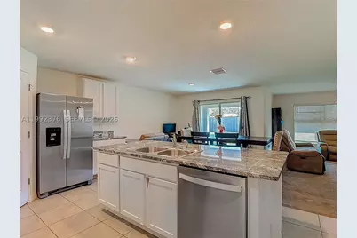 3034 Rim, Spring Hill, FL 34609 - Photo 4