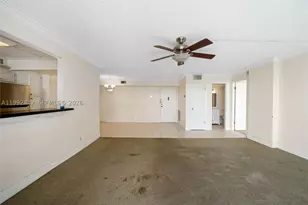 137 Golden Isles, Hallandale Beach, FL 33009 - Photo 6