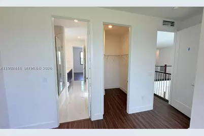 19708 NE 14th, Miami, FL 33179 - Photo 22