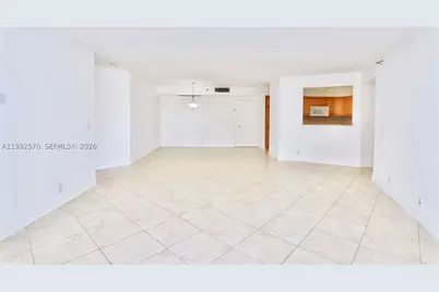3500 Mystic Pointe #1207, Aventura, FL 33180 - Photo 2