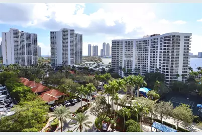 3500 Mystic Pointe #1207, Aventura, FL 33180 - Photo 36