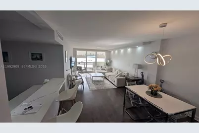 1500 Bay #822S, Miami Beach, FL 33139 - Photo 2