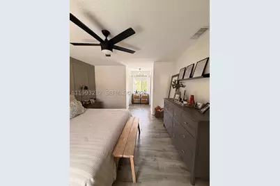 1054 SE 6th, Dania Beach, FL 33004 - Photo 2