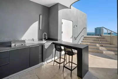 1000 Brickell #UPH6202, Miami, FL 33131 - Photo 44