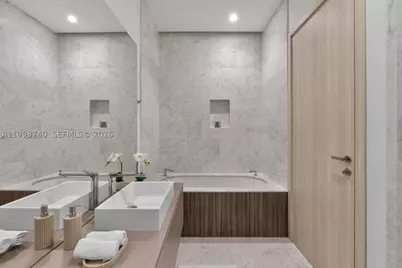 1000 Brickell #UPH6202, Miami, FL 33131 - Photo 26