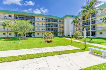 804 SE 7th #107, Deerfield Beach, FL 33441 - Photo 32