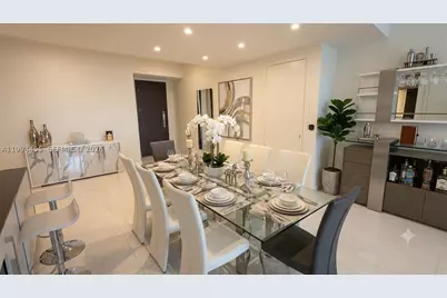 300 Biscayne Boulevard #3409W, Miami, FL 33131 - Photo 14