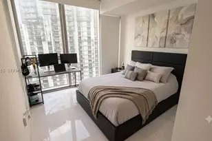 300 Biscayne Blvd, Miami, FL 33131 - Photo 16