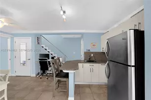 335 Virginia, Hollywood, FL 33019 - Photo 24