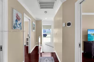 335 Virginia, Hollywood, FL 33019 - Photo 12