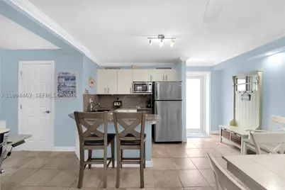 335 Virginia, Hollywood, FL 33019 - Photo 22