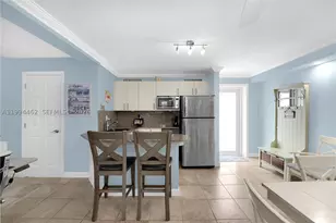 335 Virginia, Hollywood, FL 33019 - Photo 22