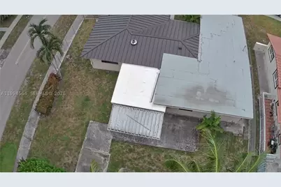 6241 NW 110th, Hialeah, FL 33012 - Photo 26