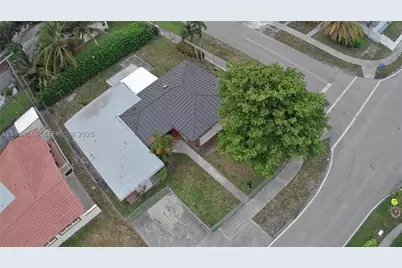 6241 NW 110th, Hialeah, FL 33012 - Photo 24