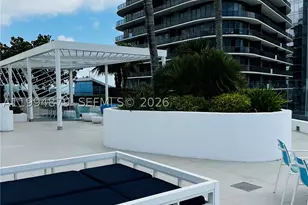 45 SW 9th, Miami, FL 33130 - Photo 22