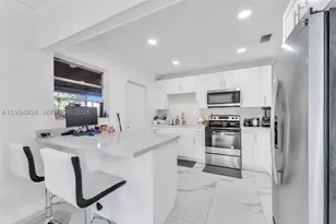 8820 SW 27th, Miami, FL 33165 - Photo 8