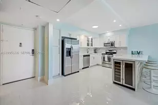 19370 Collins, Sunny Isles Beach, FL 33160 - Photo 2
