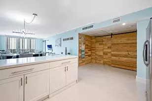 19370 Collins, Sunny Isles Beach, FL 33160 - Photo 8