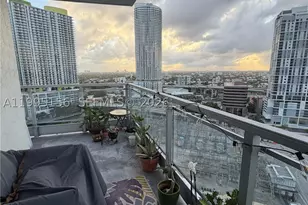 90 SW 3rd, Miami, FL 33130 - Photo 2