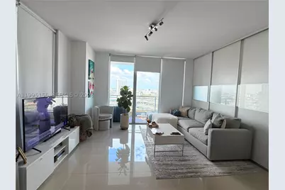 90 SW 3rd #2112, Miami, FL 33130 - Photo 8