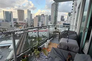 90 SW 3rd, Miami, FL 33130 - Photo 4