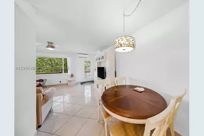 1015 SW 11th #15K, Hallandale Beach, FL 33009 - Photo 8