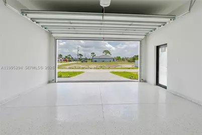 2834 NW 17th, Cape Coral, FL 33993 - Photo 32