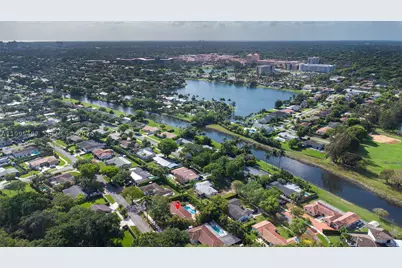 9370 SW 82nd, Miami, FL 33173 - Photo 4