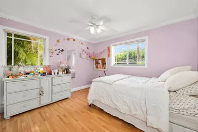 9370 SW 82nd, Miami, FL 33173 - Photo 20