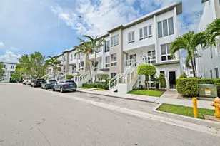 10305 NW 63rd, Doral, FL 33178 - Photo 2