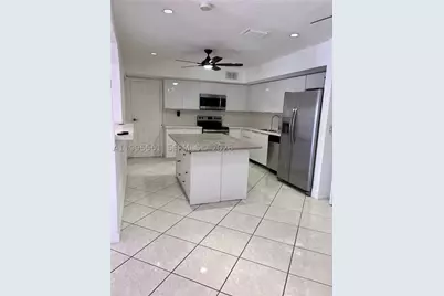 839 S Highland #Right, Hollywood, FL 33021 - Photo 28