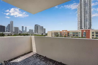 2000 N Bayshore #702, Miami, FL 33137 - Photo 18