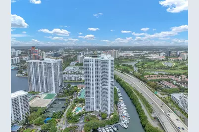 3500 Mystic Pointe #3001, Aventura, FL 33180 - Photo 4