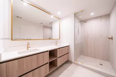 77 SE 5th #2908, Miami, FL 33131 - Photo 58