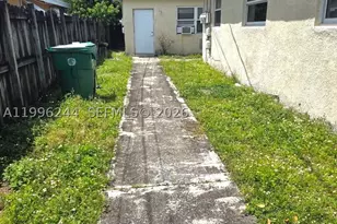 34 SW 6th, Dania Beach, FL 33004 - Photo 14