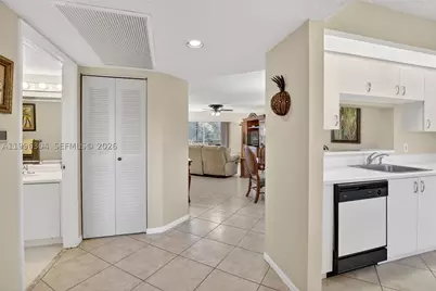 1651 SW 127th #305A, Pembroke Pines, FL 33027 - Photo 16