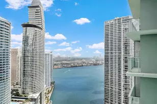 77 SE 5th, Miami, FL 33131 - Photo 1