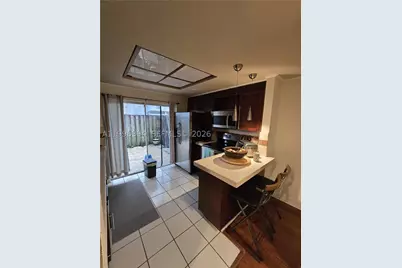 7010 NW 173rd #1901, Hialeah, FL 33015 - Photo 2