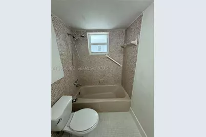 1398 NE 191st #C305, Miami, FL 33179 - Photo 16