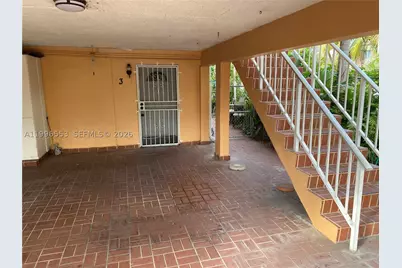 1051 SW 3rd #3, Miami, FL 33130 - Photo 2