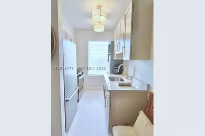 1050 Pennsylvania #28, Miami Beach, FL 33139 - Photo 16