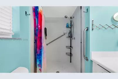 2861 Somerset #301, Lauderdale Lakes, FL 33311 - Photo 26