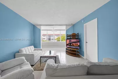 2861 Somerset #301, Lauderdale Lakes, FL 33311 - Photo 42