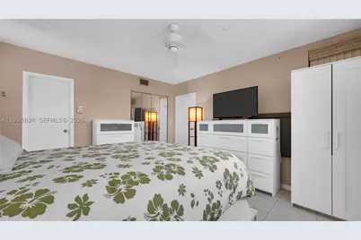 2861 Somerset #301, Lauderdale Lakes, FL 33311 - Photo 22